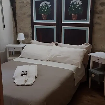 La Casetta Nel Borgo * Montalbano Elicona
